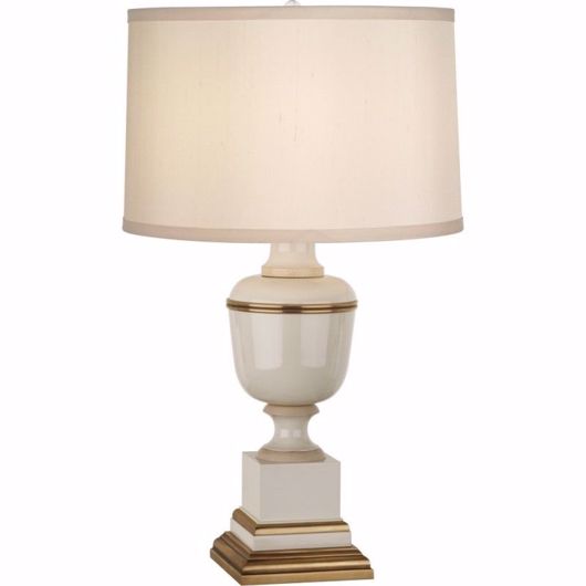 Picture of Tole Accent Lamp - Ivory